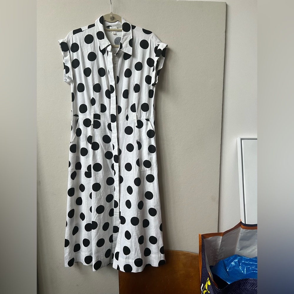 FORCYNTHIA B&W Polka Dot classic Chic Dress (NWT)